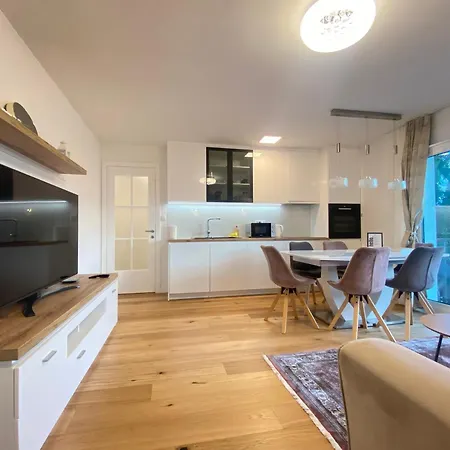 Sarajhome - Luxurious, Central, Smarttv, Netflix