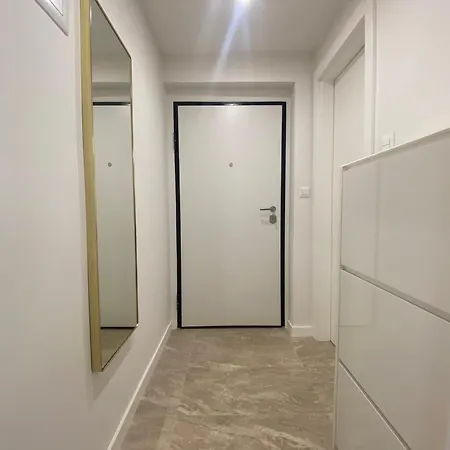 Sarajhome - Luxurious, Central, Smarttv, Netflix Apartment